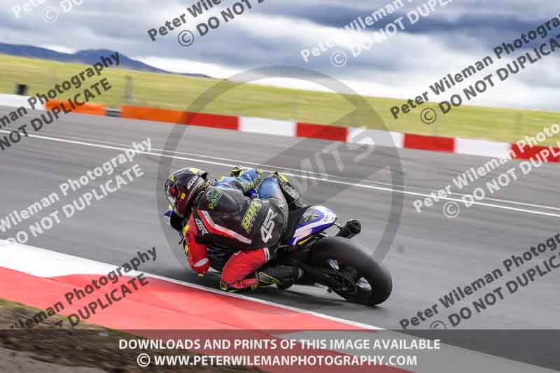 cadwell no limits trackday;cadwell park;cadwell park photographs;cadwell trackday photographs;enduro digital images;event digital images;eventdigitalimages;navarra;no limits trackdays;peter wileman photography;racing digital images;trackday digital images;trackday photos